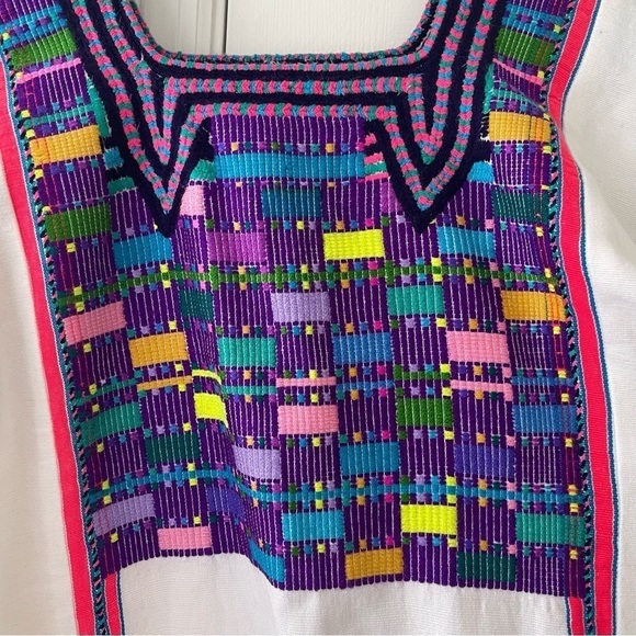 Santa Marguerite Embroidered Top - Picture 3 of 9